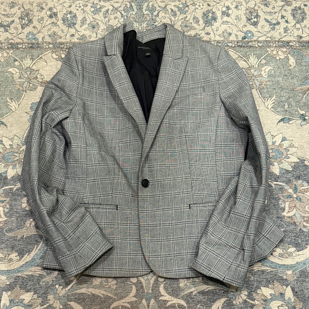 Gray Plaid Women’s Blazer